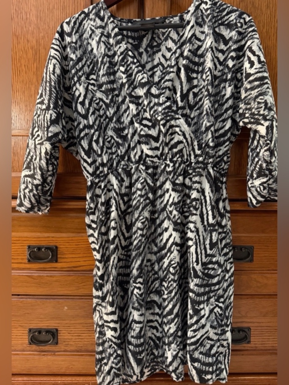 Kardashian Kollection Tiger Zebra Animal Faux Wrap Mini Dress Dolman 3/4 Sleeve